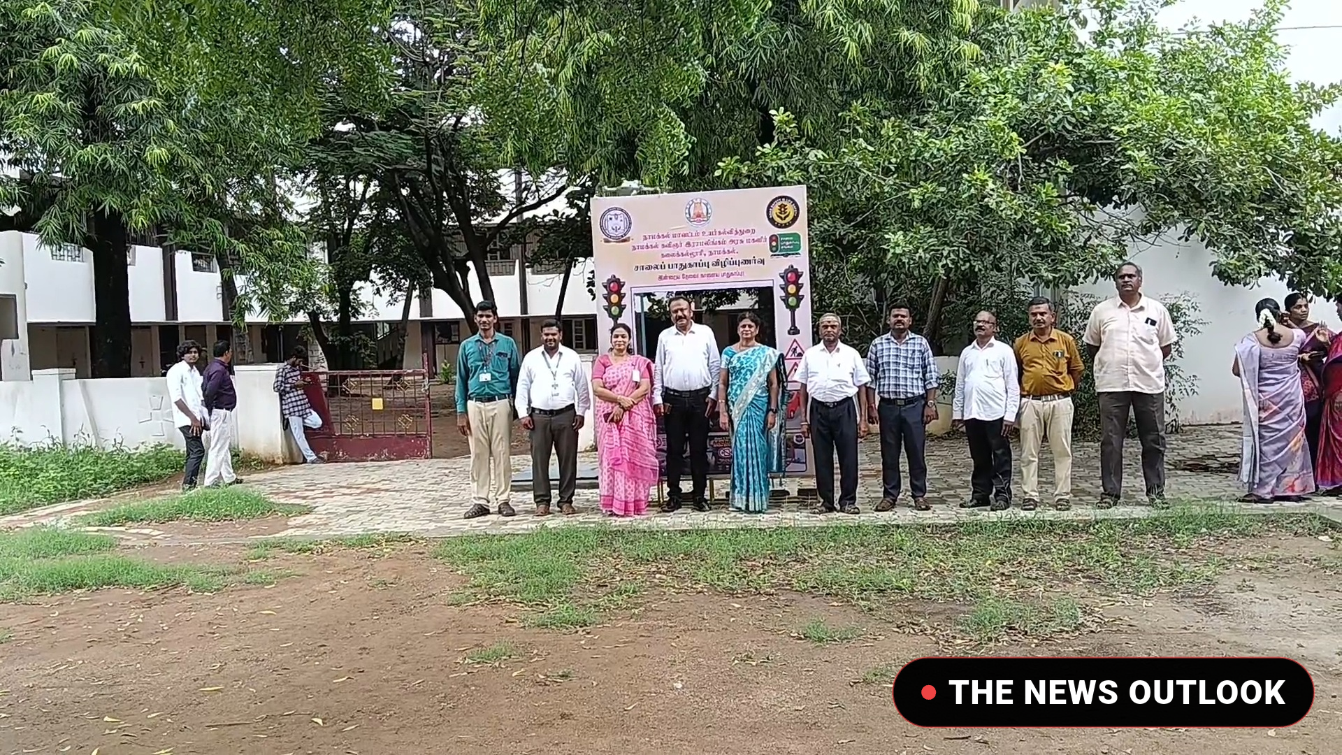 மாணவிகளை காக்க வைத்துவிட்டு ரீல்ஸ் எடுத்த கல்லூரி முதல்வர் - நாமக்கல்லில் பரபரப்பு! - 3