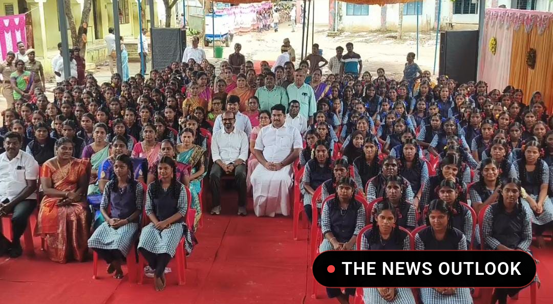 ரூ.20.72 கோடி மதிப்பிலான 43 புதிய கட்டடங்களை அமைச்சர் வெங்கடரமணன் திறந்து வைத்தார் - 4