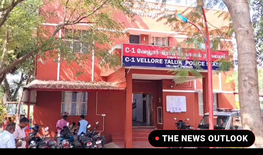 வேலூரில் ஹனி டிராப் ராணுவ ரகசியங்களை கசியவிட்ட முன்னாள் ராணுவ அதிகாரி சிக்கினார்.. - 5