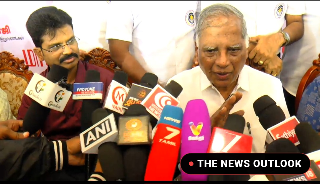 தலைமை தேர்தல் ஆணையர் ஞானேஷ்குமாரை பதவி நீக்கம் செய்ய வேண்டும்
மார்க்சிஸ்ட் கம்யூனிஸ்ட் கட்சியின்
அரசியல் மற்றும் மத்தியக்குழு உறுப்பினர் ஜி.ராமகிருஷ்ணன்
காட்பாடியில் பேட்டி