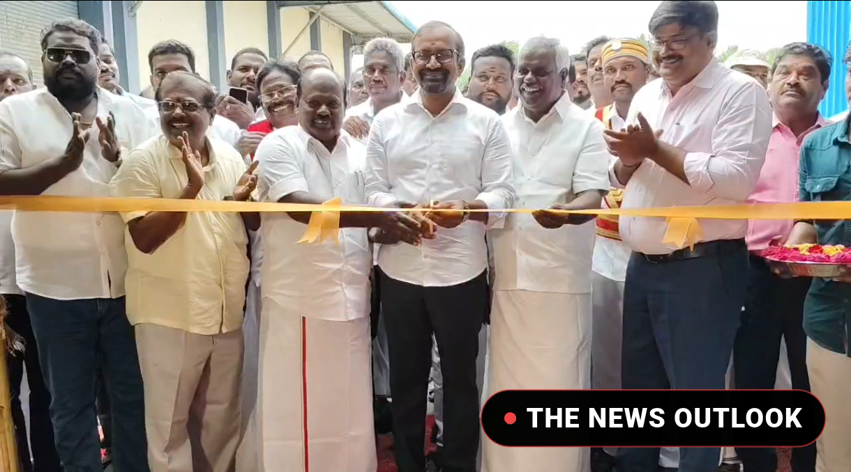 கோவிலூரில் ரூ.4.80 கோடி மதிப்பீட்டில் தமிழ்நாடு நுகர்பொருள் வாணிபக் கழகத்தின் மேற்கூரை அமைப்புடன் கூடிய சேமிப்பு தளத்தினை மாண்புமிகு உணவுத்துறை அமைச்சர் திறந்து வைத்தார்.