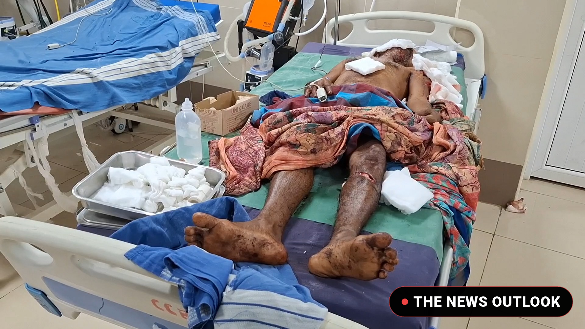 சாத்தான்குளம் அருகே
காதல் விவகாரத்தில் கொடூரத் தாக்குதல்: மனைவியைத் தொடர்ந்து கணவரும் பலி! இரட்டை கொலையாக மாறியதால் பரபரப்பு