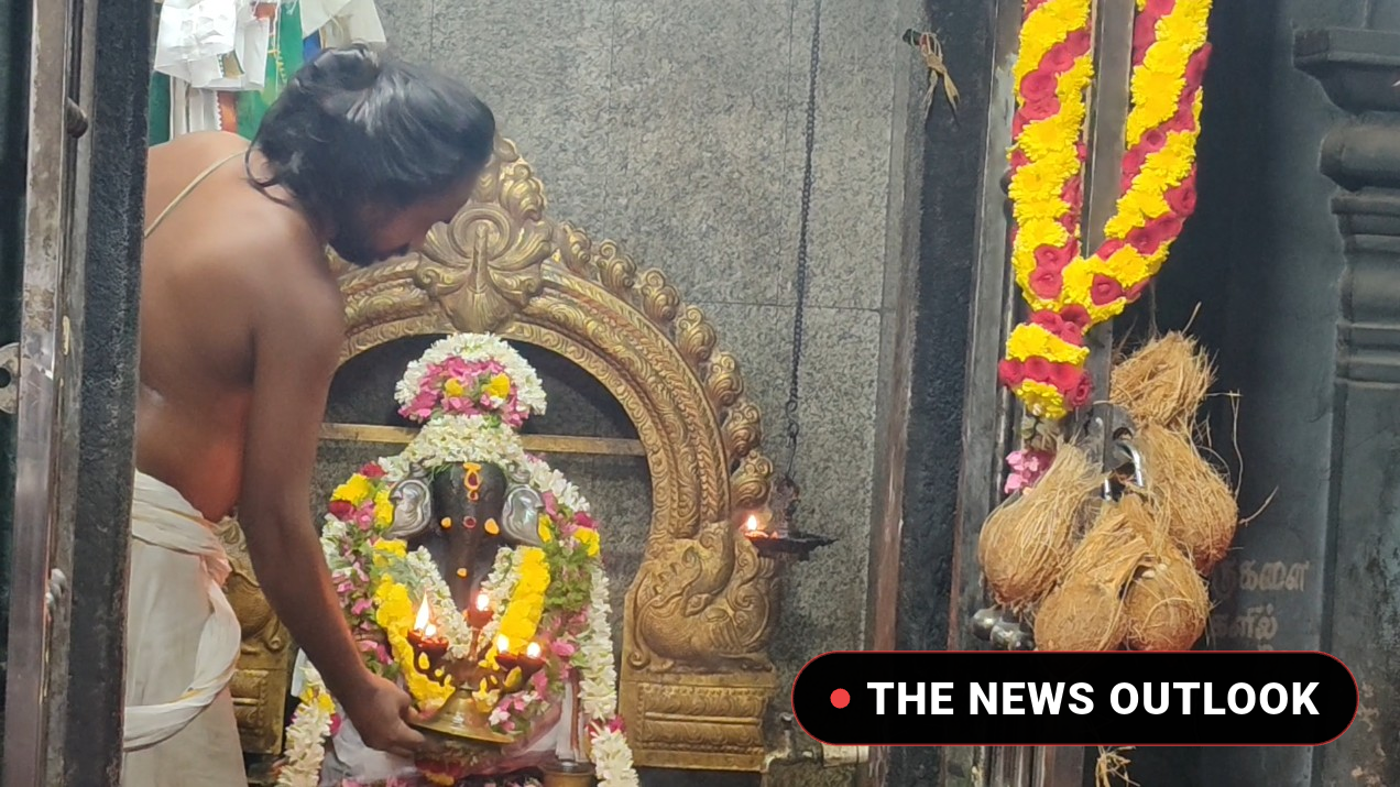 மயிலாடுதுறையில் உள்ள ஸ்ரீ ஓம் வரசித்தி விநாயகர் ஆலயத்தில் சங்கடஹர சதுர்த்தி விழா திரளான பக்தர்கள் சாமி தரிசனம் :- - 2