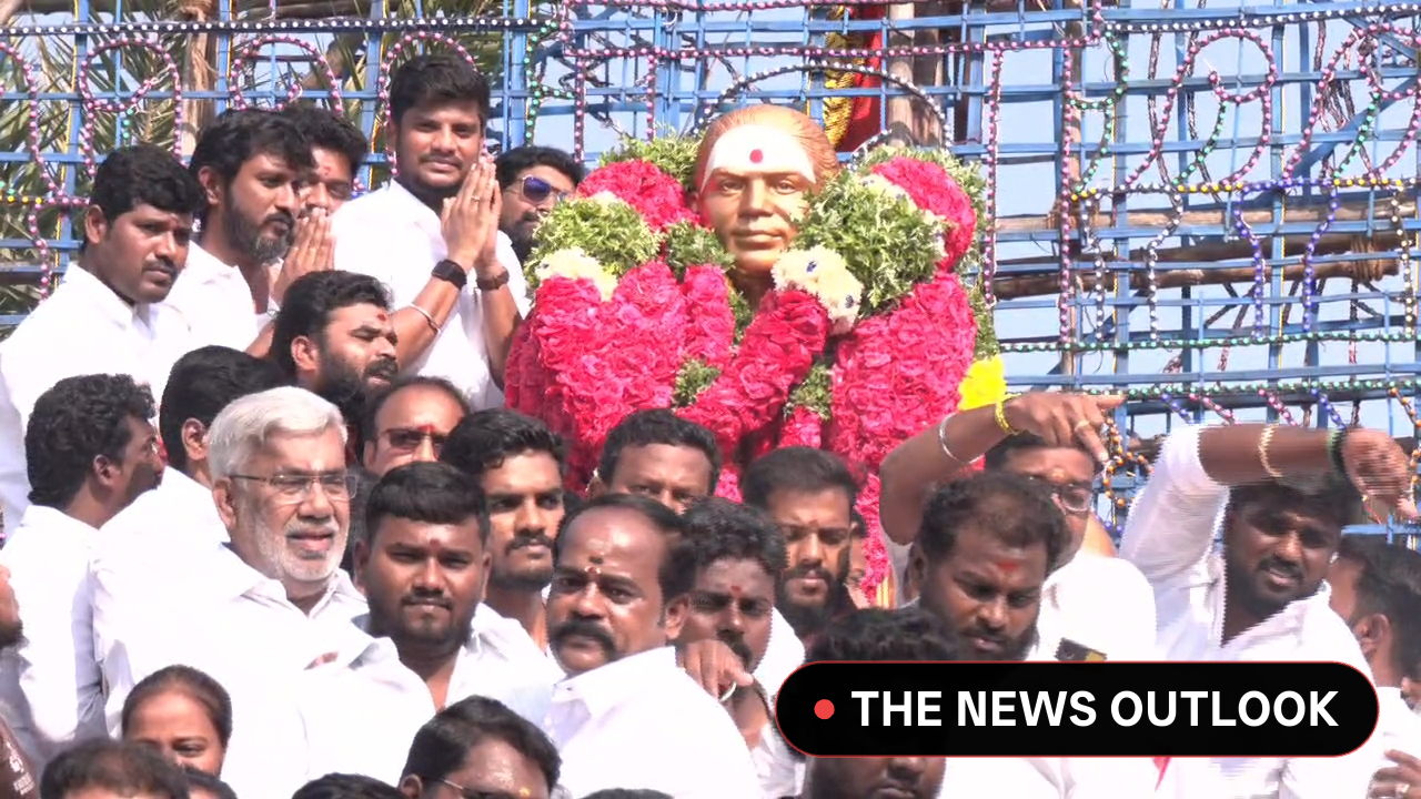 ஊழல் செய்தவர்கள் நிச்சயமாக பலனை அனுபவிப்பார்கள் - அமைச்சர் ரமேஷ் எச்சரிக்கை - 2