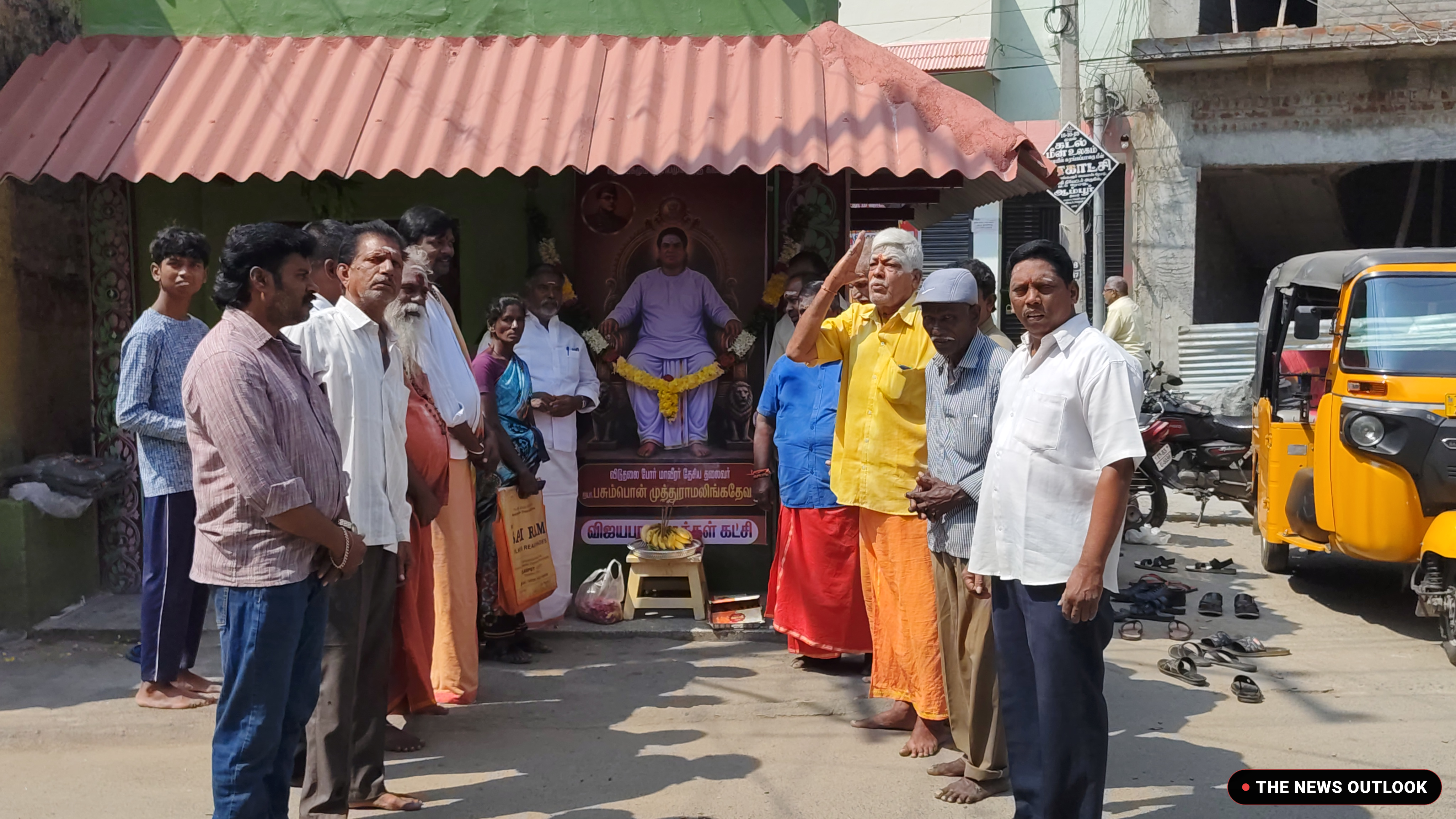 ஆம்பூரில் விஜயபாரத மக்கள் கட்சி சார்பில் பசும்பொன் தேவர் ஜெயந்தி விழா! - 2