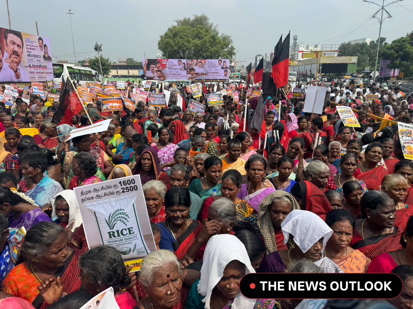 தவெக அரசை கண்டித்து விழுப்புரத்தில் திமுக மகளிர் அணி கண்டன ஆர்ப்பாட்டம் - 2