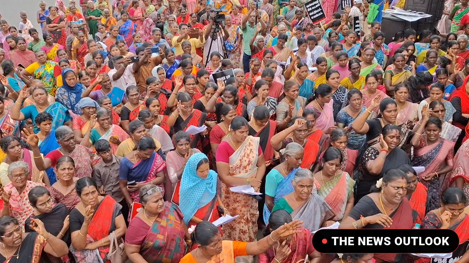விலைவாசி உயர்வு, சட்டம்-ஒழுங்கு பாதிப்பு: கொதித்தெழுந்த திமுக மகளிர் அணி! - 2