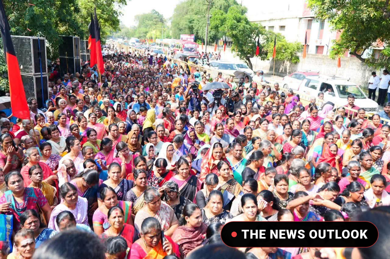 தவெக அரசை கண்டித்து திமுக மகளிர் அணி ஆர்பாட்டம் - 2