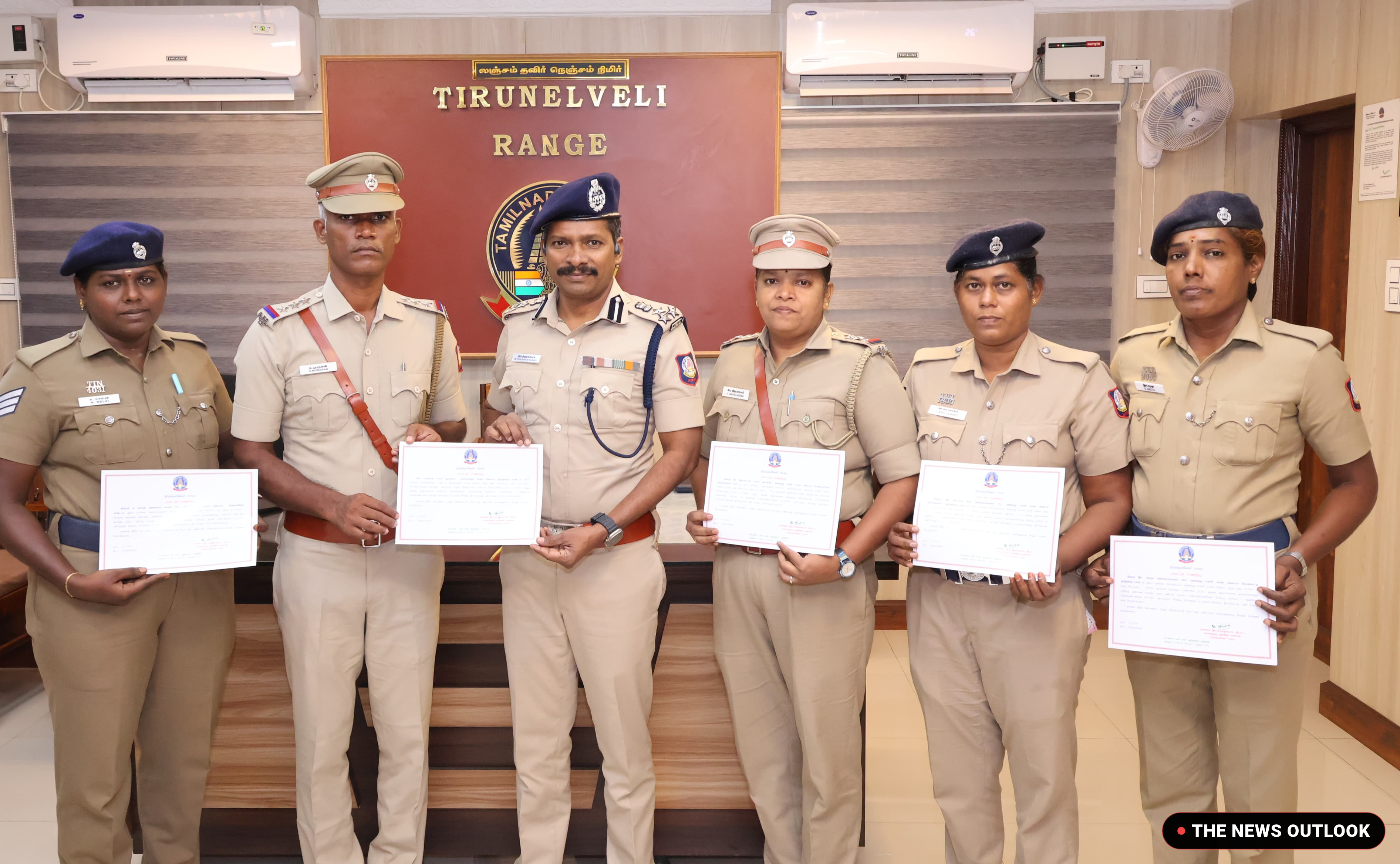 முக்கிய வழக்குகளில் தண்டனை பெற்றுத் தந்த 5 காவல்துறையினருக்கு டிஐஜி பாராட்டு!