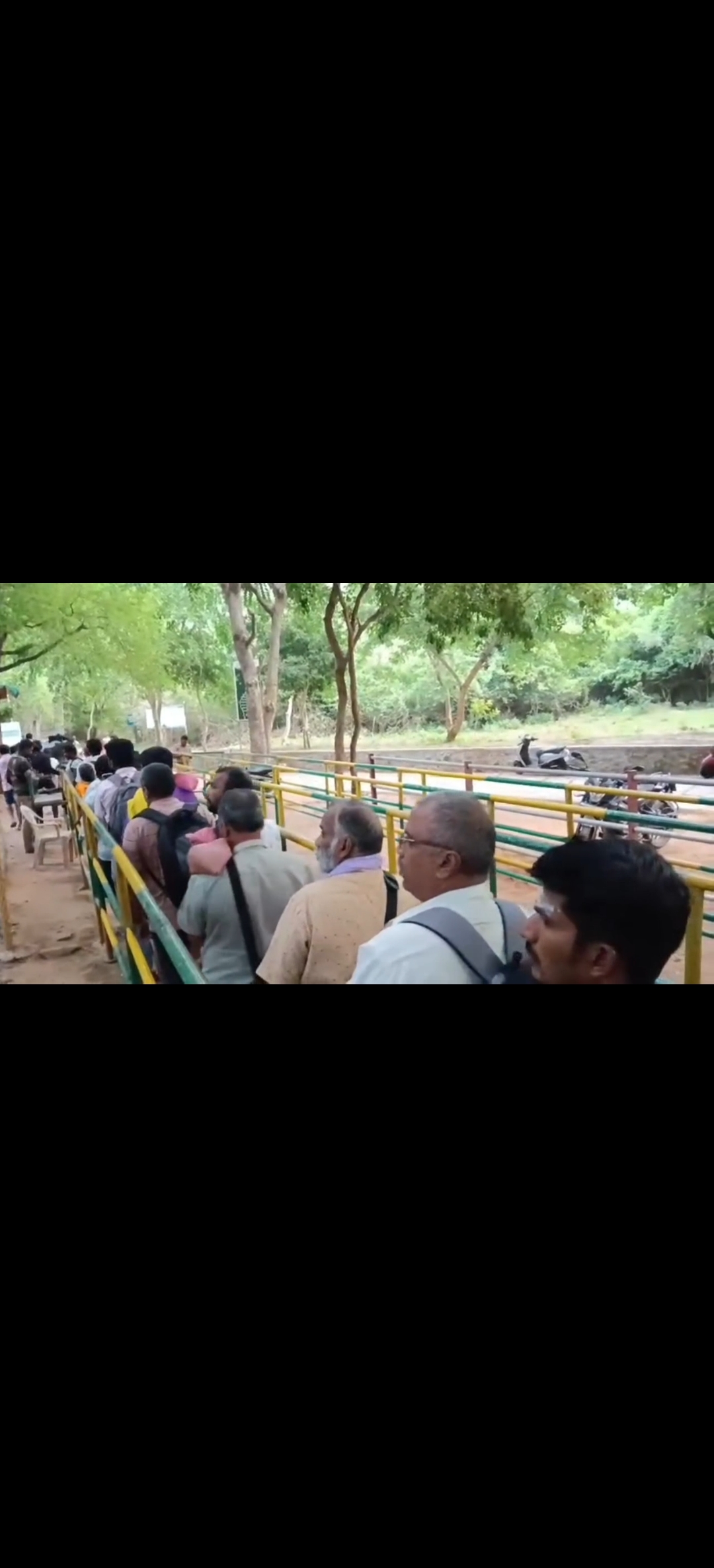 ஆனி மாத பிரதோஷம் மற்றும் அமாவாசையை முன்னிட்டு வரும் 12 ஆம் தேதி முதல் விருதுநகர் மாவட்டம் சதுரகிரி கோவிலுக்கு செல்ல நான்கு நாட்கள் அனுமதி ....