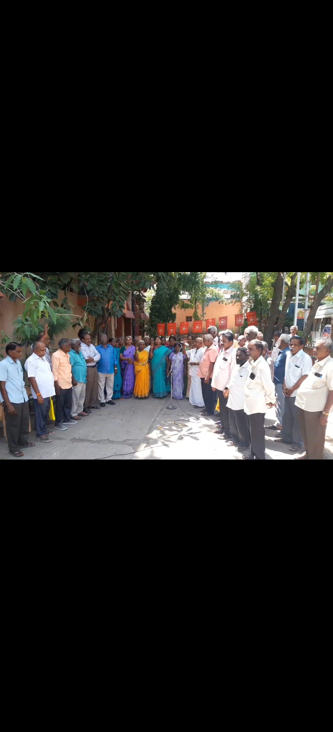 3-வது ஊதிய உயர்வு உள்ளிட்ட கோரிக்கைகள்: விருதுநகரில் பி.எஸ்.என்.எல் ஊழியர்கள் திரள் ஆர்ப்பாட்டம்!