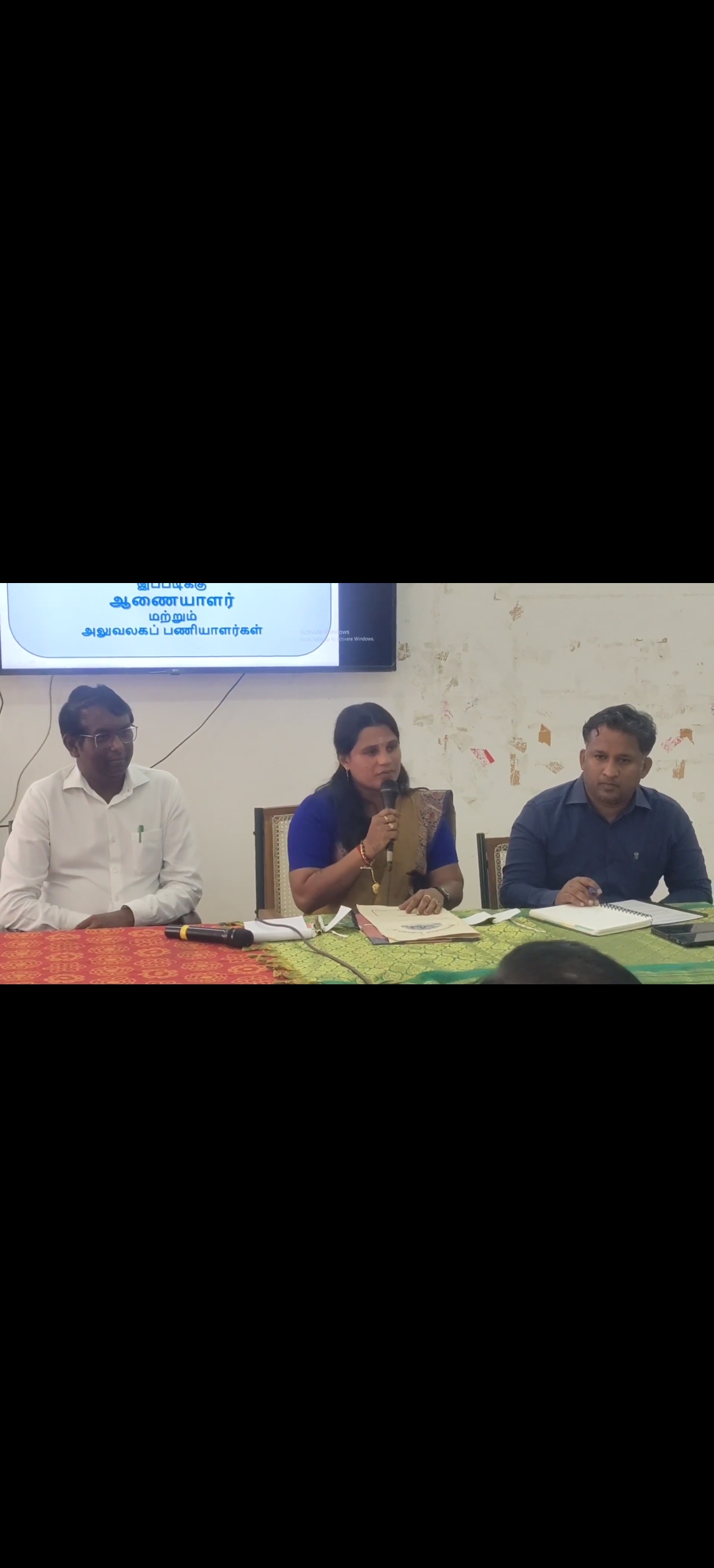மக்களிடம் கனிவோடு நடந்து கொள்ள வேண்டும்; ஊழலுக்கு இடமில்லை: அரசு அதிகாரிகளுக்கு அமைச்சர் ஜெகதீஸ்வரி எச்சரிக்கை!