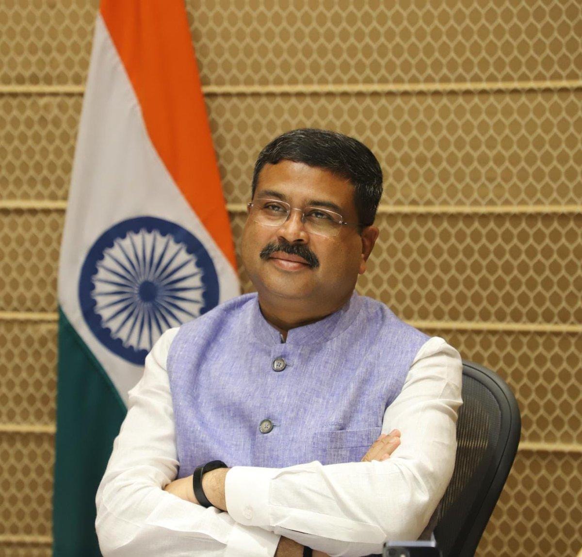 தர்மேந்திர பிரதான் பதவி விலகலா? மத்திய அரசு இன்று முடிவு!