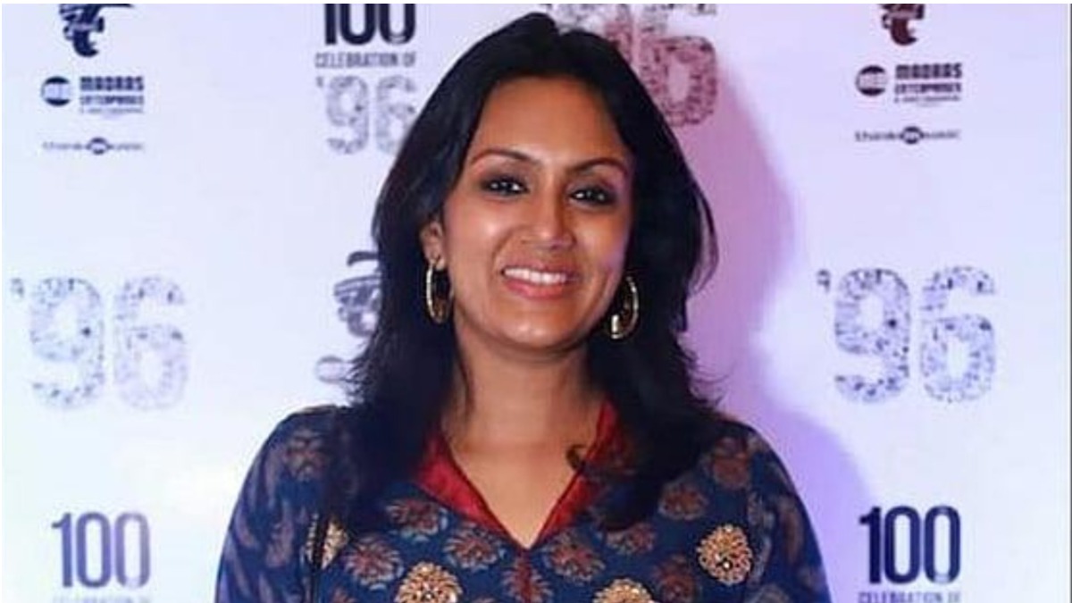 நீட் போராட்டத்தில் குரல் கொடுத்த தேவதர்ஷினி... இப்போது நீட் பயிற்சி மைய விளம்பரத்தில்? சமூக வலைதளங்களில் விவாதம்