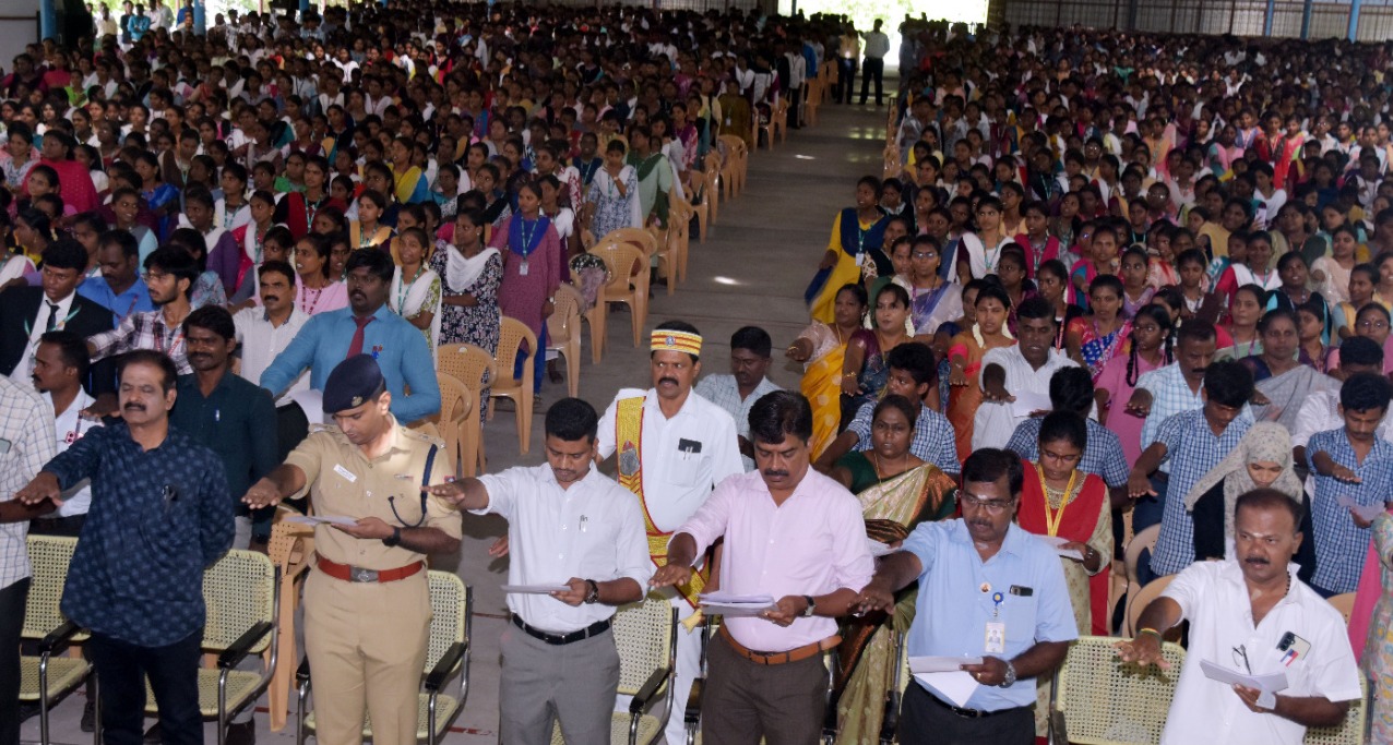 போதைப் பொருள் இல்லாத தமிழ்நாடு: மாவட்ட ஆட்சியர் தலைமையில் மாணவர்கள் உறுதிமொழி!