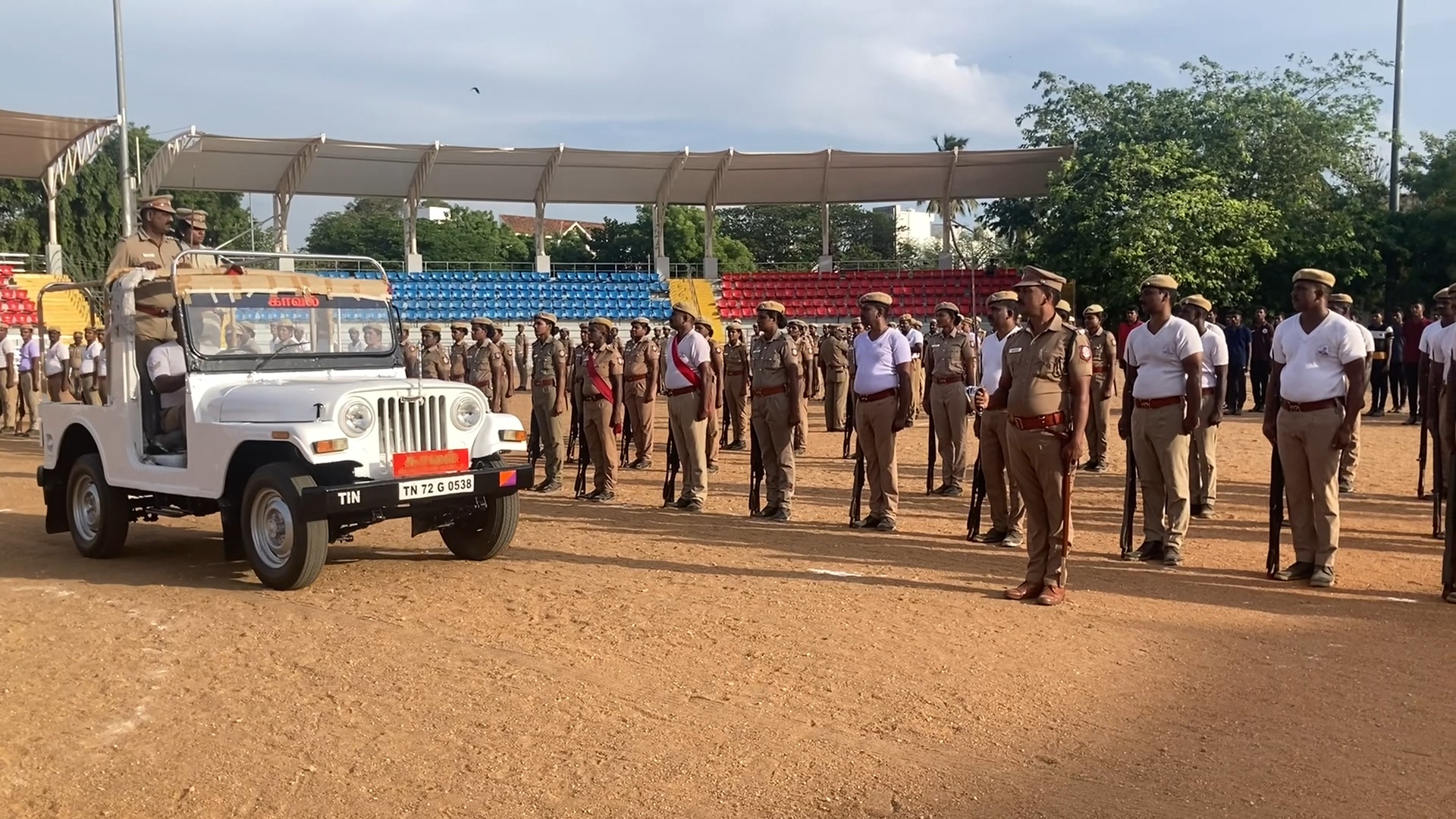 சுதந்திர தின அணிவகுப்பு ஒத்திகை பாளையங்கோட்டை வ உ சி மைதானத்தில் நடைபெற்றது!