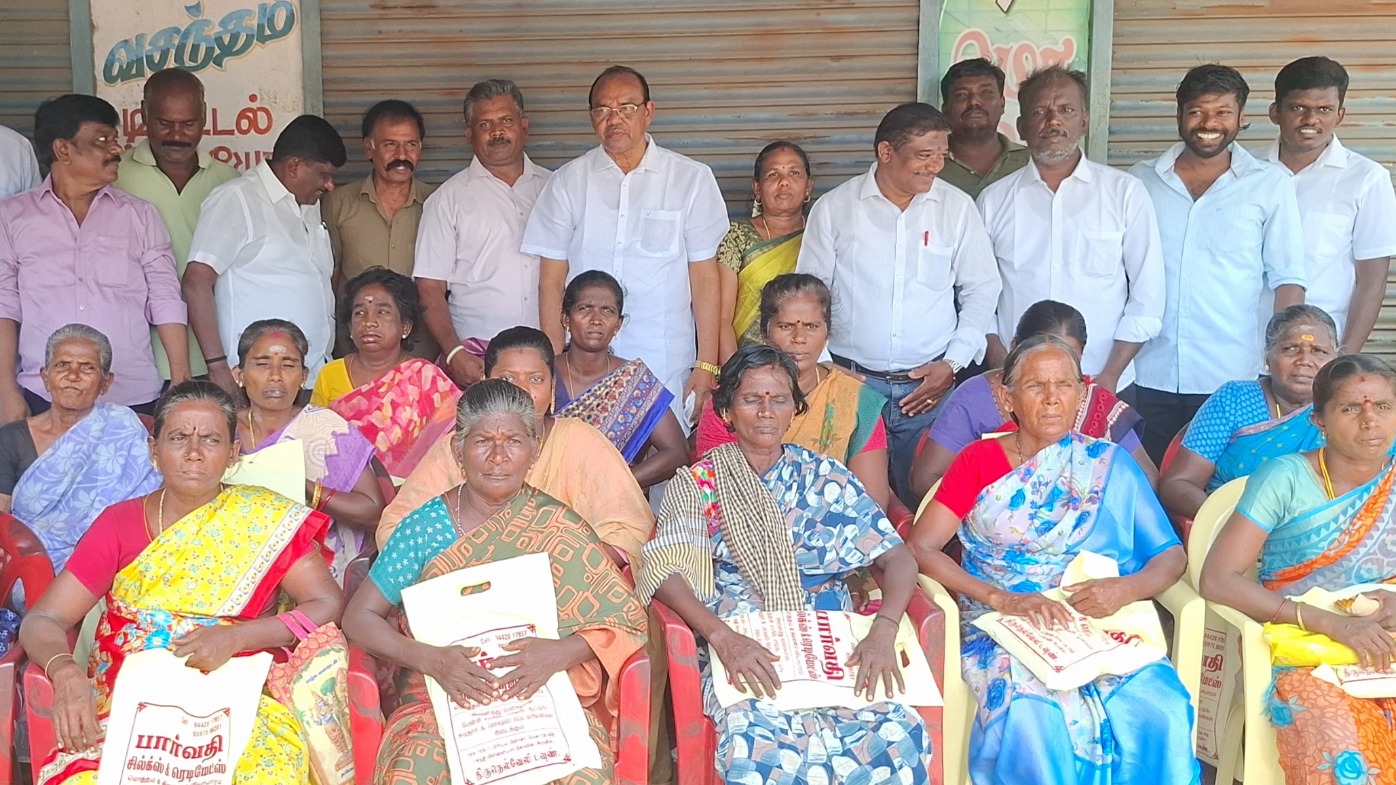 வி.எம்.சத்திரத்தில் ஏழைப் பெண்களுக்கு நலத்திட்ட உதவிகள் – பா.சிதம்பரம் பிறந்தநாள் நிகழ்ச்சி