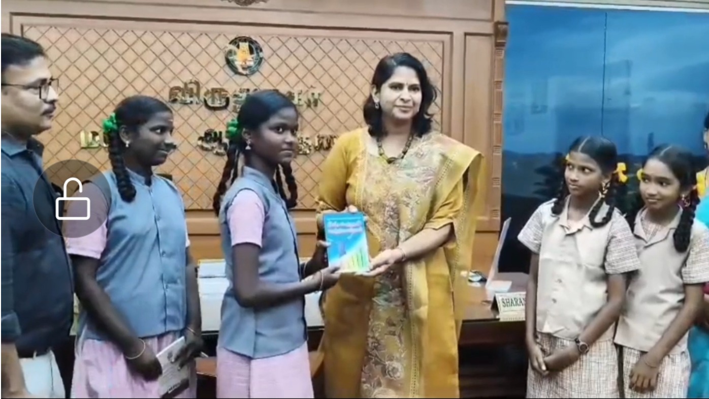 அரசு உயர்நிலைப்பள்ளி மாணவிகள் 1,330 திருக்குறளையும் பழமையான தமிழி எழுத்து வடிவில் எழுதி சாதனை படைத்தனர்.