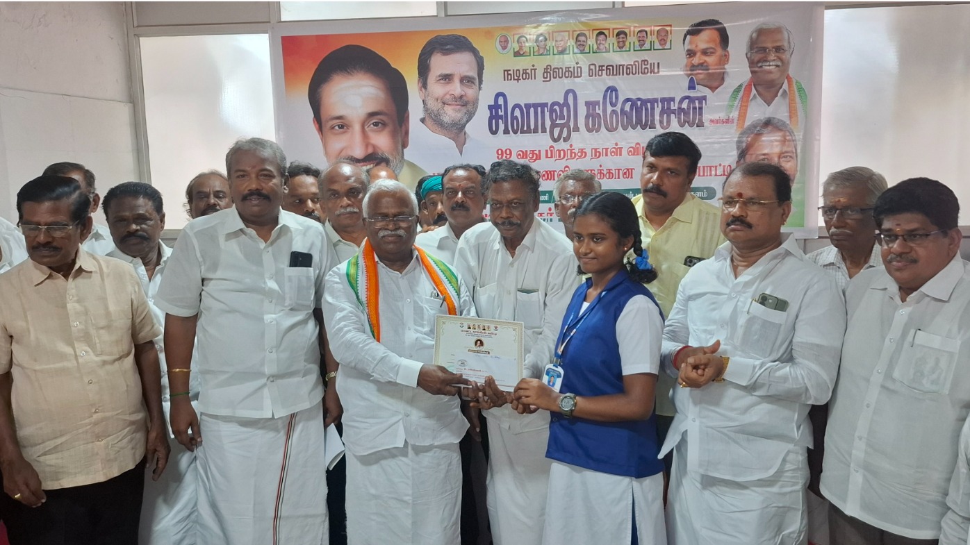 சிவாஜி கணேசன் 99-வது பிறந்தநாள் பேச்சுப்போட்டி – வெற்றி பெற்ற மாணவர்களுக்கு பரிசு
