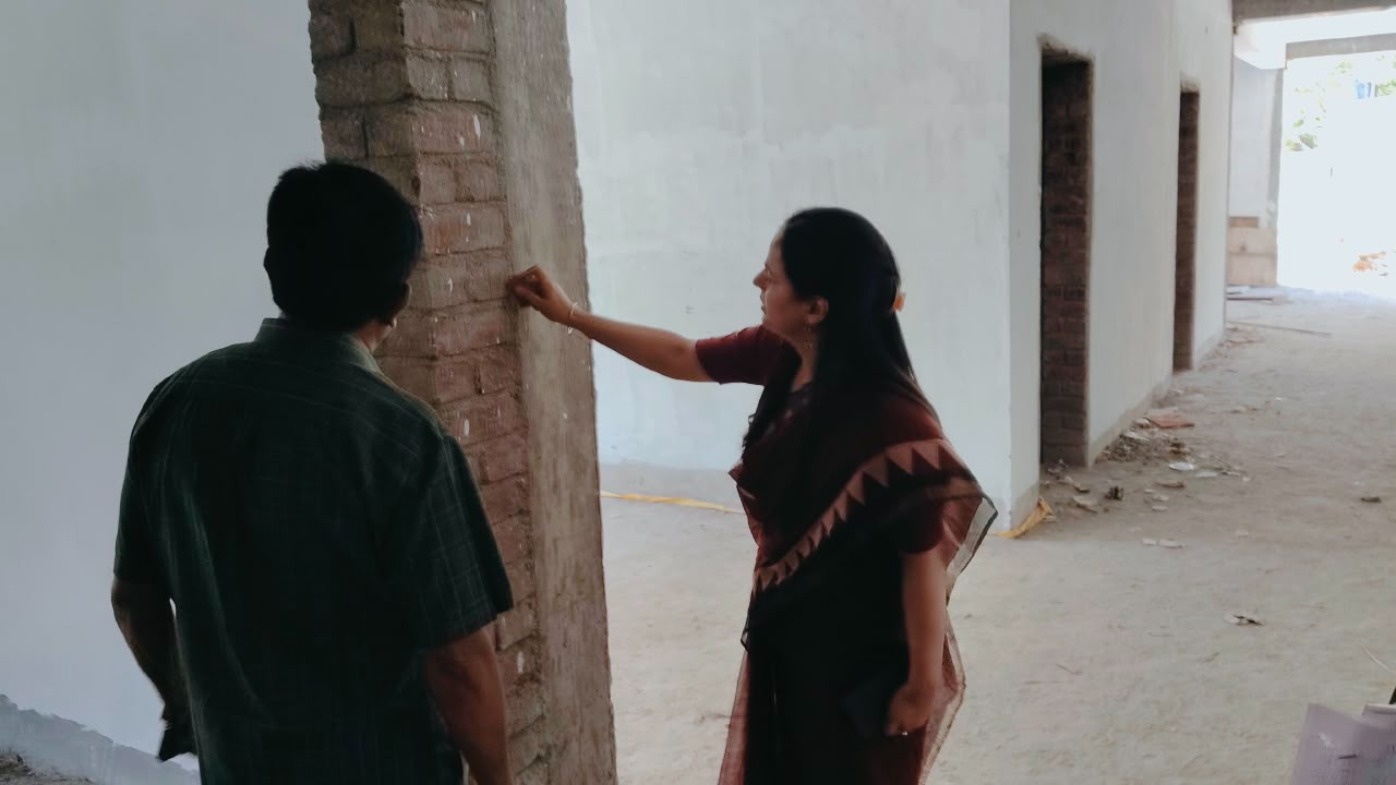 ரூ.1.20 கோடி மதிப்பிலான சுகாதார நிலையத்தில் விரிசல் – ரூ.52.50 லட்சம் கூடுதல் பணிக்கு டெண்டர்; ஆணையர் நேரில் ஆய்வு