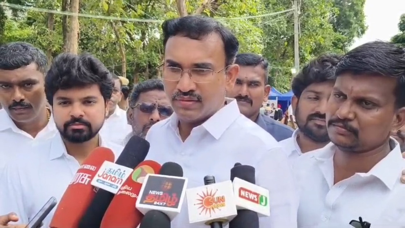 மேற்கு தொடர்ச்சி மலையில் காணி பழங்குடியின மக்களுடன் தங்கிய அமைச்சர் அருண்ராஜ் - அதிரடி அறிவிப்புகள்!