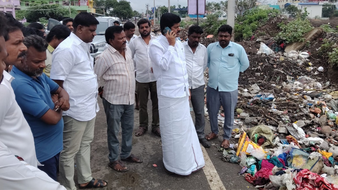 ஏரியைத் தூய்மையாக வைத்திருக்க அதிரடி நடவடிக்கை! அதிகாரிகளுக்கு எம்.எல்.ஏ. எச்சரிக்கை!