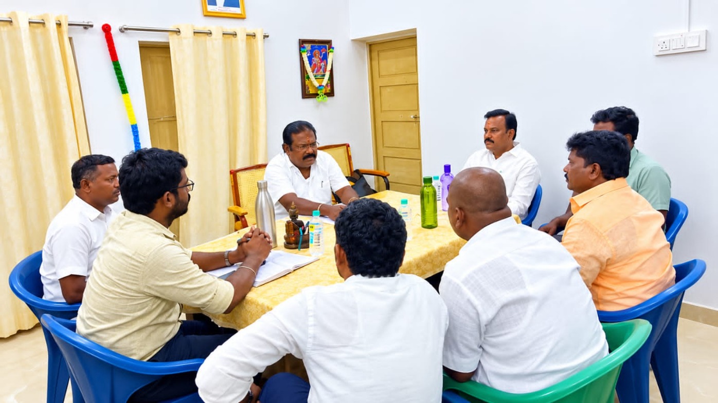 மின்வாரியத்தின் உறுதியால் கைவிடப்பட்ட பாமக முற்றுகைப் போராட்டம்!