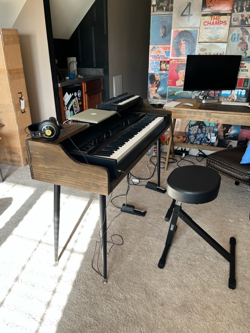 A MINI Shell stained dark walnut brown for the stage, studio or home