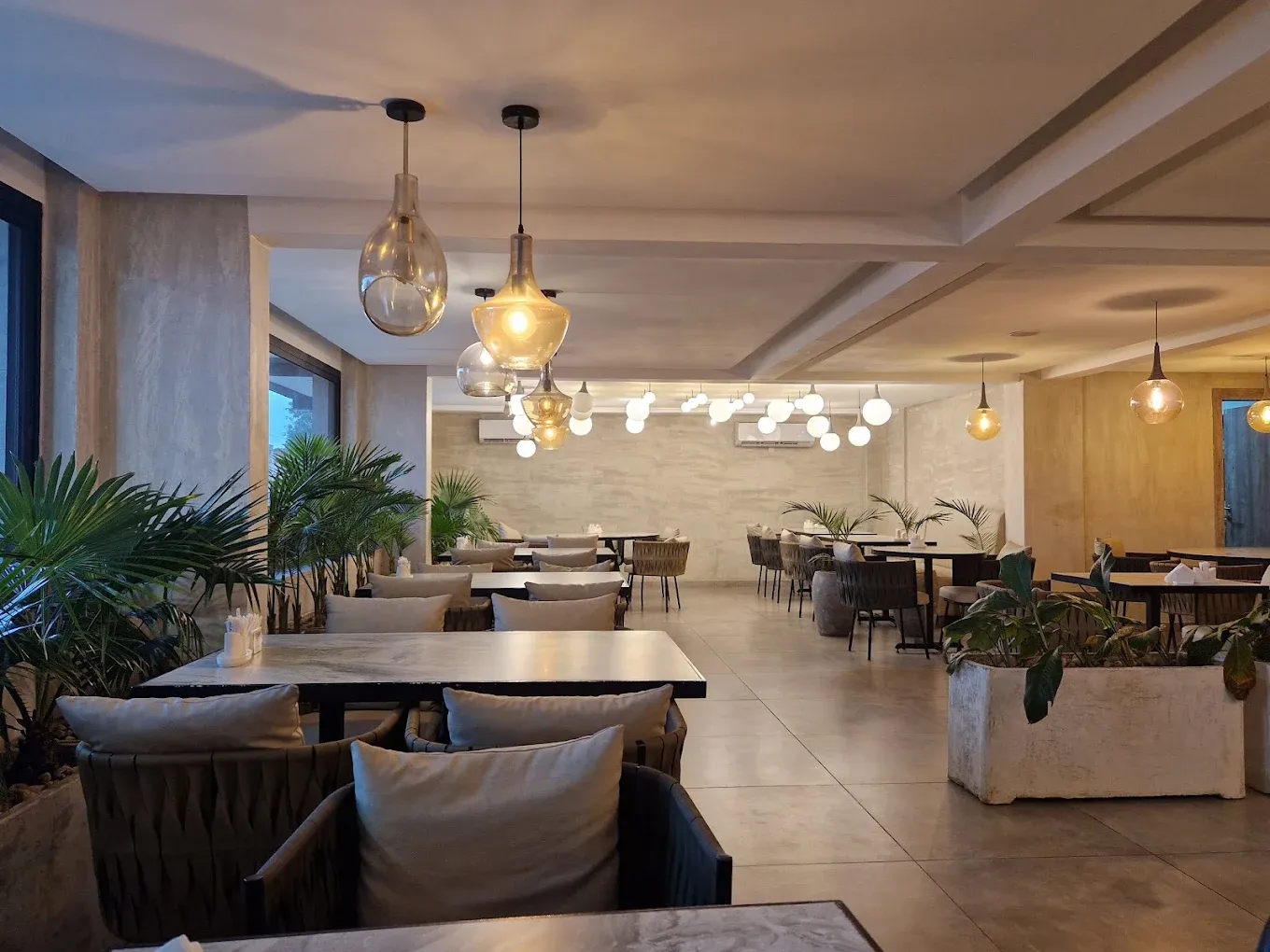 Casa 60 — Rue des Jardins