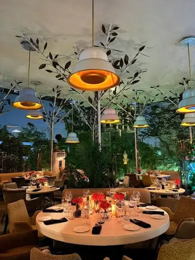 le jardin suspendu — La Paranthése