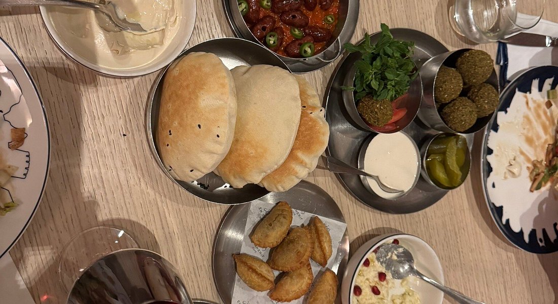 Em Sherif Café — ambiance 2