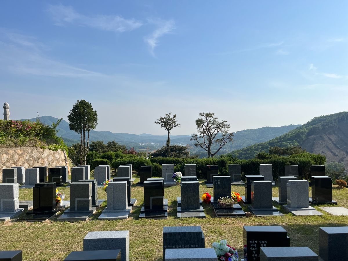 양주 장흥 신세계공원묘지 현대식 평장묘 사진