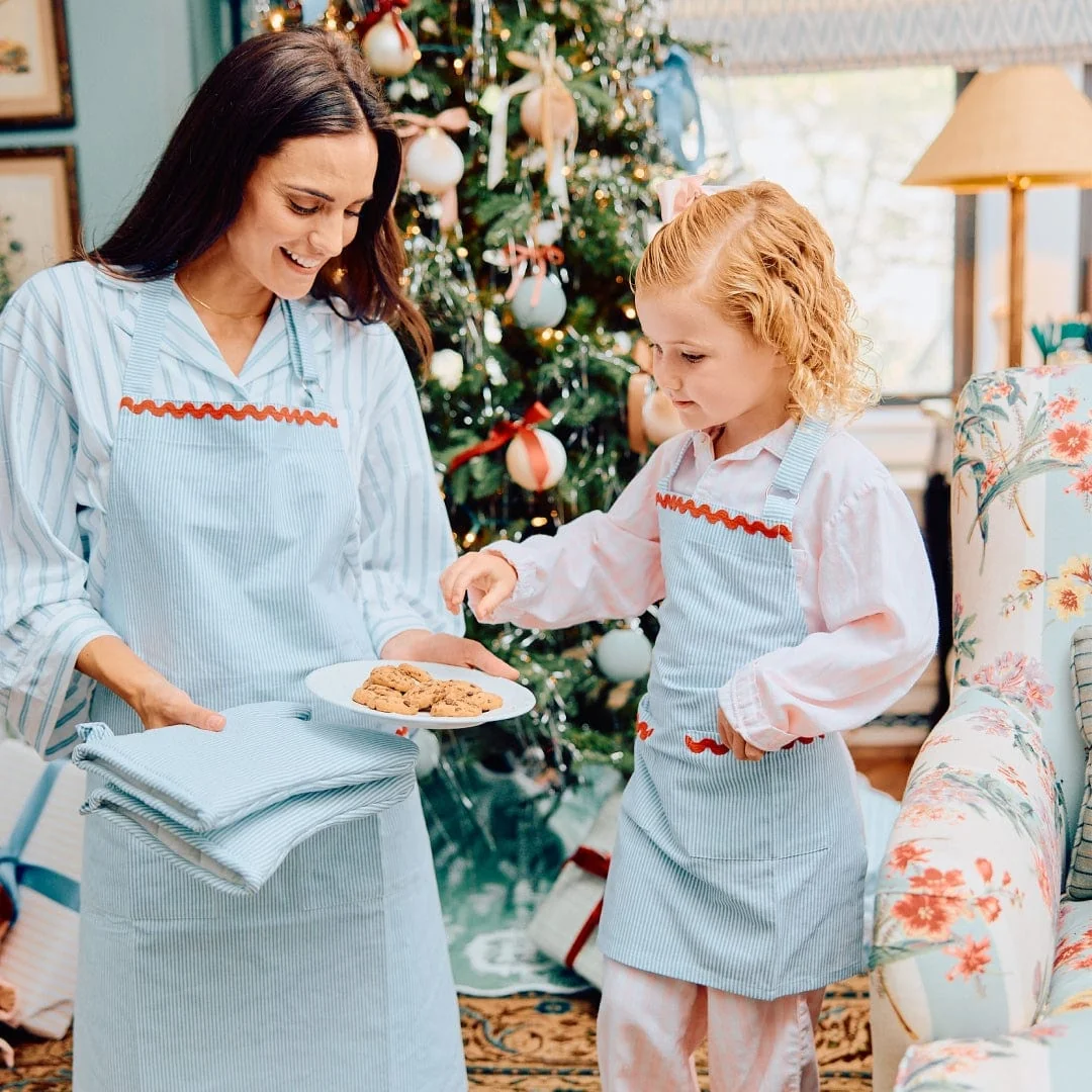 Women’s Apron — Weezie Towels