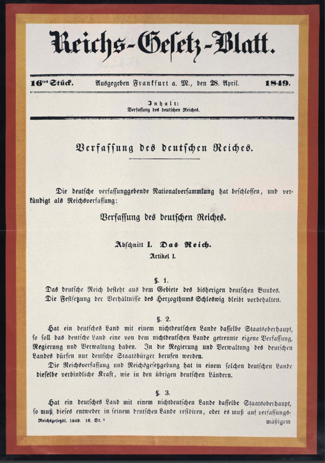 Das Bild zeigt die erste Seite eines historischen Dokuments, das "Reichsgesetzblatt" mit der "Verfassung des deutschen Reiches" vom 28. April 1849. Lassen Sie uns die Analyse nach den vorgegebenen Arbeitsschritten durchgehen:

1. **Urheber/Autor der Quelle**: Da es sich um ein Reichsgesetzblatt handelt, ist der Herausgeber wahrscheinlich eine offizielle staatliche Stelle der damaligen deutschen Nationalversammlung, welche die Verfassung ausgearbeitet hat.

2. **Wann und wo wurde die Quelle geschrieben?**: Die Quelle wurde laut Angabe am 28. April 1849 in Frankfurt am Main veröffentlicht. Es wurde also am oder kurz nach dem Ereignis der Verfassungserlassung veröffentlicht.

3. **Art des Textes**: Es handelt sich um ein offizielles Regierungsdokument, das ein Gesetz verkündet – nämlich die Verfassung des deutschen Reiches von 1849.

4. **Adressat des Textes**: Der Text richtet sich an die Öffentlichkeit des deutschen Bundes, insbesondere an Beamte, Staatsorgane und die Bürger, für welche diese Verfassung geltend gemacht werden sollte.

5. **Zu klärende Begriffe**: Begriffe wie "Reichsgesetzblatt", "verfassunggebende Nationalversammlung", und "deutsches Reich" bedürfen im historischen Kontext einer Erklärung, um sie im Rahmen der 1848/49 Revolution und der deutschen Nationalbewegung zu verstehen.

6. **Aufbau der Quelle**: Diese Seite enthält das Titelblatt mit einer Inhaltsangabe und den Beginn des Textes mit einer Präambel und den ersten Artikeln der Verfassung. Man könnte Überschriften für die jeweiligen Abschnitte wie "Titel", "Präambel", und "Artikel 1: Struktur und Gebiet des Reichs" wählen.

7. **Schlüsselbegriffe**: "Deutsches Reich", "verfassunggebende Nationalversammlung", und "Reichsverfassung" sind Schlüsselbegriffe in diesem Dokument.

8. **Hauptaussage des Textes**: Die Hauptaussage könnte zusammengefasst lauten: "Die neu beschlossene Verfassung des deutschen Reiches definiert die Struktur und die Reichsgebiete im Sinne der nationalen Einheit und legt die Grundlage für das politische System und die Verwaltung."

9. **Absicht des Autors**: Die Absicht war es, die offizielle Gesetzgebung des deutschen Reiches festzulegen und zu verbreiten – es ging darum, eine Grundlage für ein vereintes nationales Deutschland zu schaffen.

10. **Zuverlässigkeit der Aussagen**: Die historische Zuverlässigkeit der Aussagen liegt in der Tatsache, dass dies ein offizielles Regierungsdokument ist. Die Informationen sind nicht Meinung, sondern juristische Fakten, die jedoch vor dem Hintergrund der gescheiterten Märzrevolution und der Ablehnung der Verfassung durch einige deutsche Staaten wie Preußen betrachtet werden müssen.

11. **Beurteilung des Ereignisses**: Aus damaliger Sicht war das Ereignis ein Versuch, die vielen deutschen Staaten unter einer Verfassung zu vereinen und Liberalisierungen zu erzielen, was jedoch durch verschiedene Faktoren, unter anderem durch den Widerstand bestimmter Monarchien, letztlich zum Scheitern geführt hat.

12. **Eigene Meinung zur Quelle**: Diese könnte variieren, je nachdem, welche Perspektive man einnimmt. Als historisches Dokument ist es ein wichtiger Bestandteil der deutschen Geschichte und gibt Aufschluss über die Ziele und Herausforderungen der deutschen Einigungsbewegung im 19. Jahrhundert.