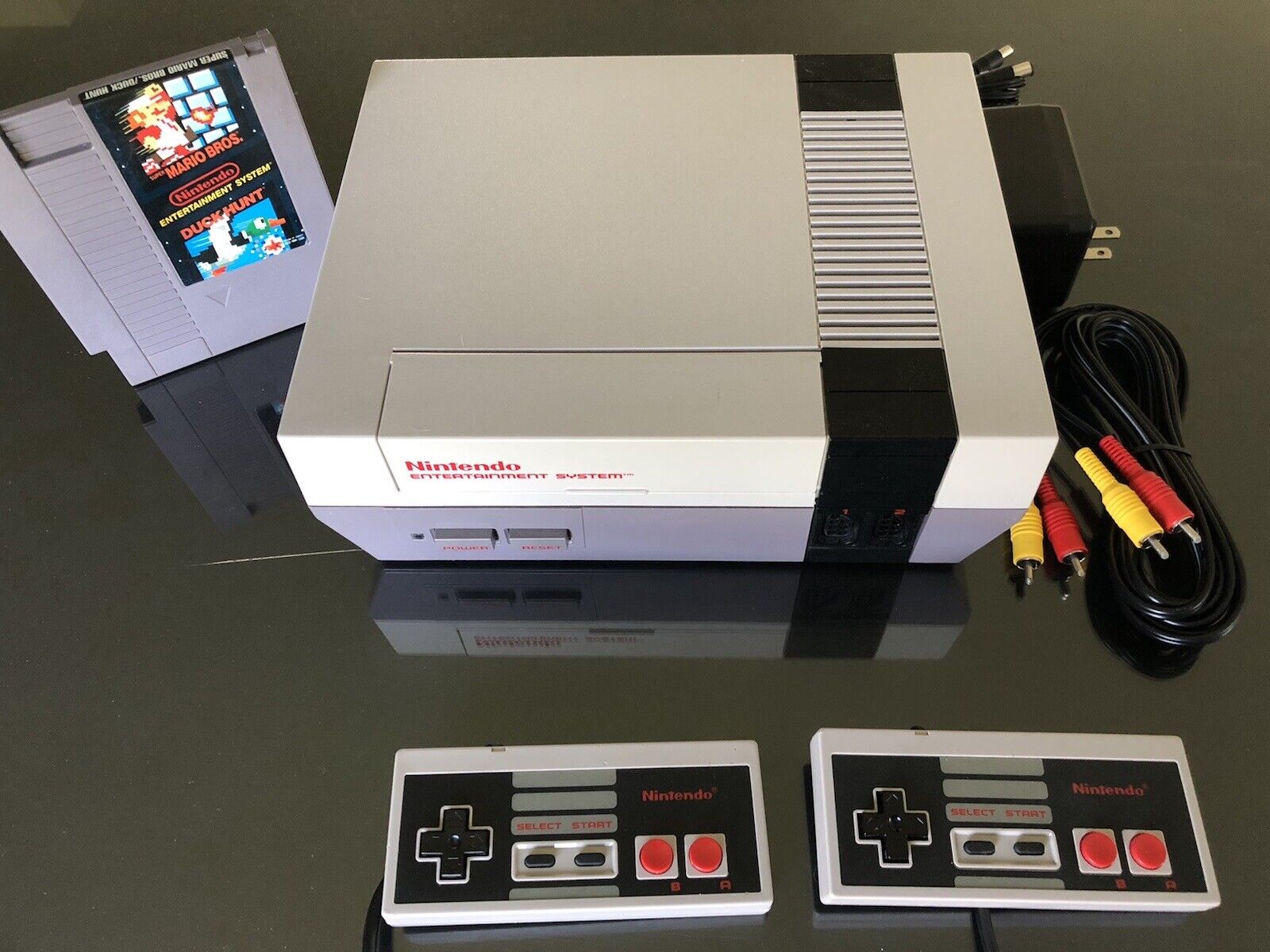 Nintendo Entertainment System thumbnail 2