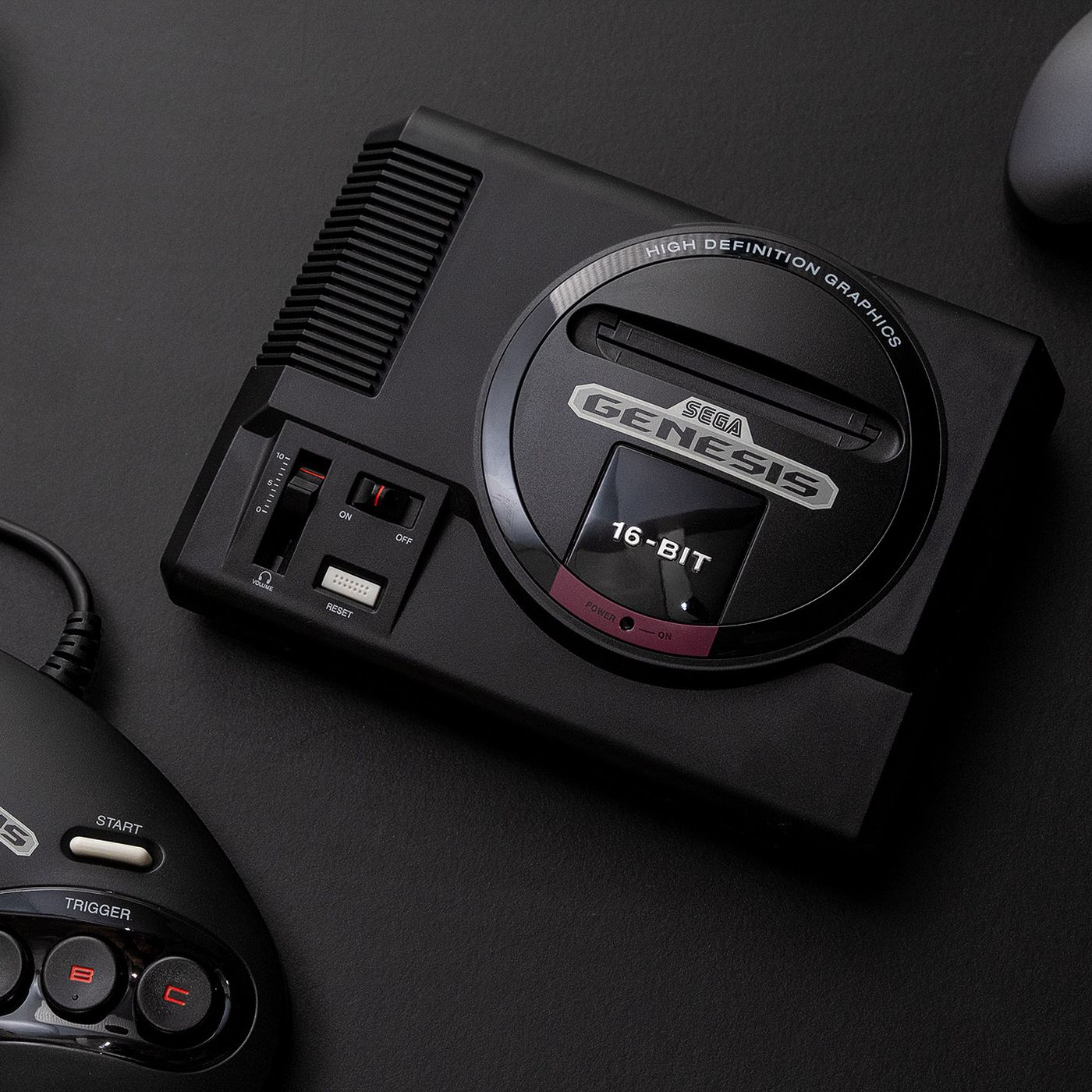 SEGA Genesis thumbnail 2