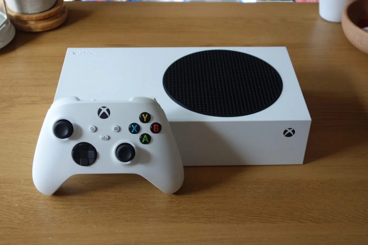 XBOX SERIES S thumbnail 2