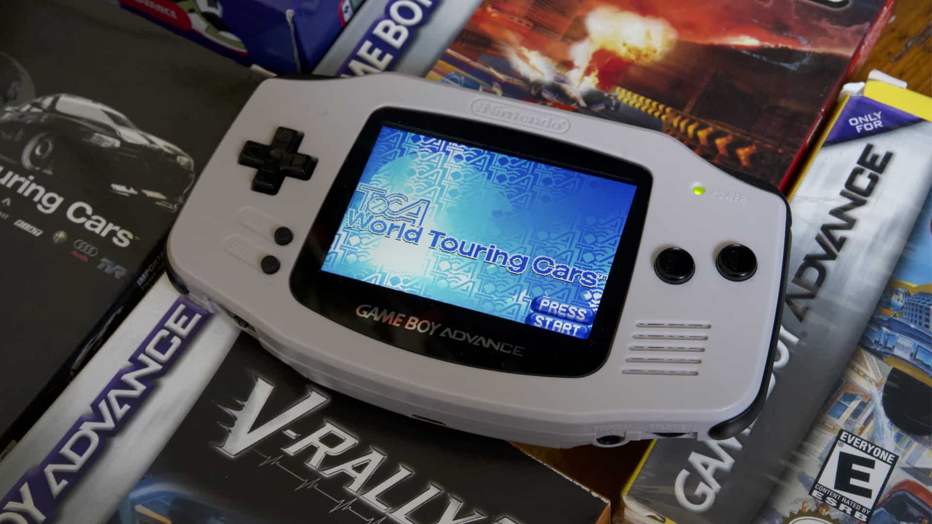 Game Boy Advance thumbnail 2