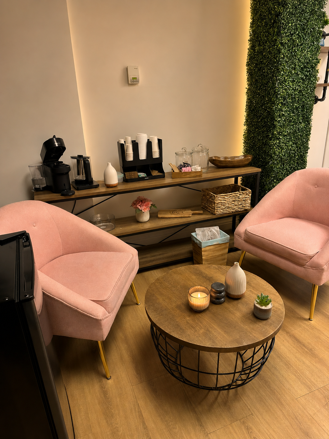 Pure Luminosity Spa Gallery - Image 1