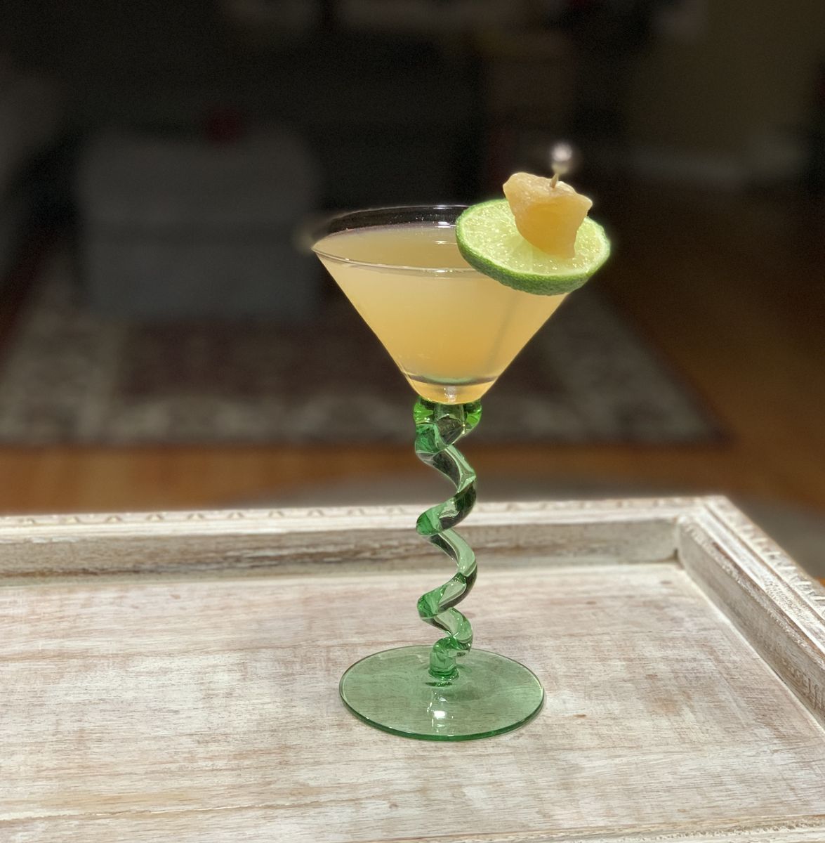 Whiskey Ginger Recipe — How to Make It | Crafted Pour