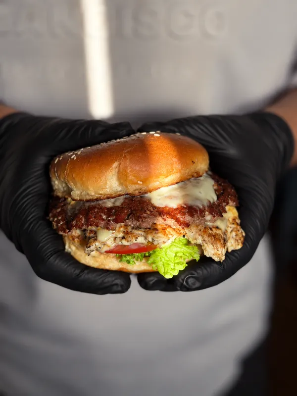 Half & Half Cheeseburger — photo 1