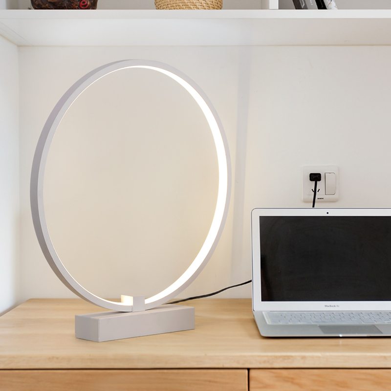 ModernTableLamp
