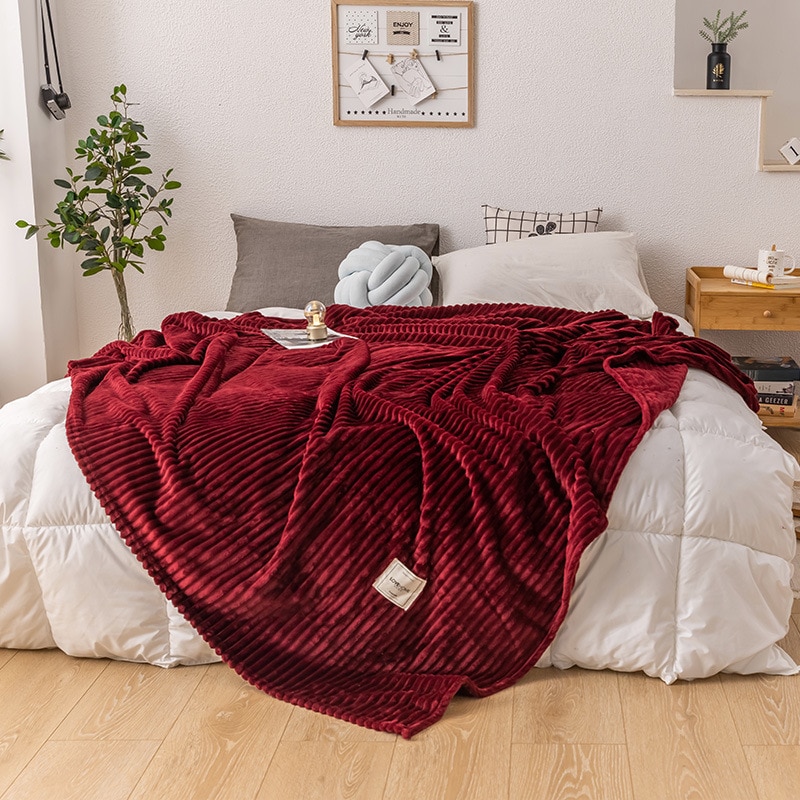 BlanketsForBedsSolidYellowGreenColorSoftWarmFlannelBlanketOntheBedThicknessThrowBlanket