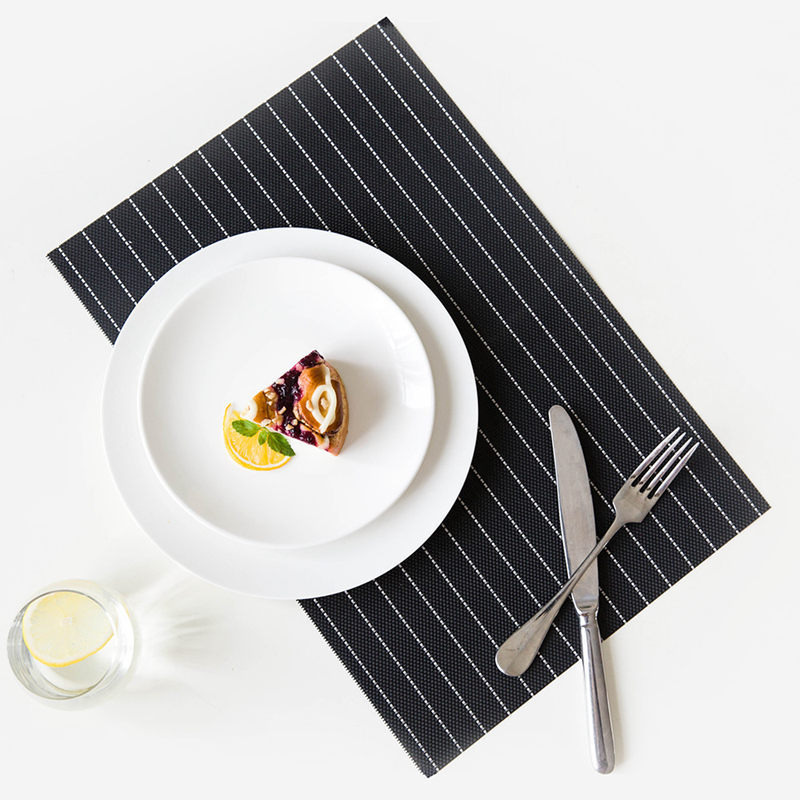 ModernTableMatPVCDiningTableHeatresistantPlacematBowlPadCoastersSlipresistantTablematBlackWhite