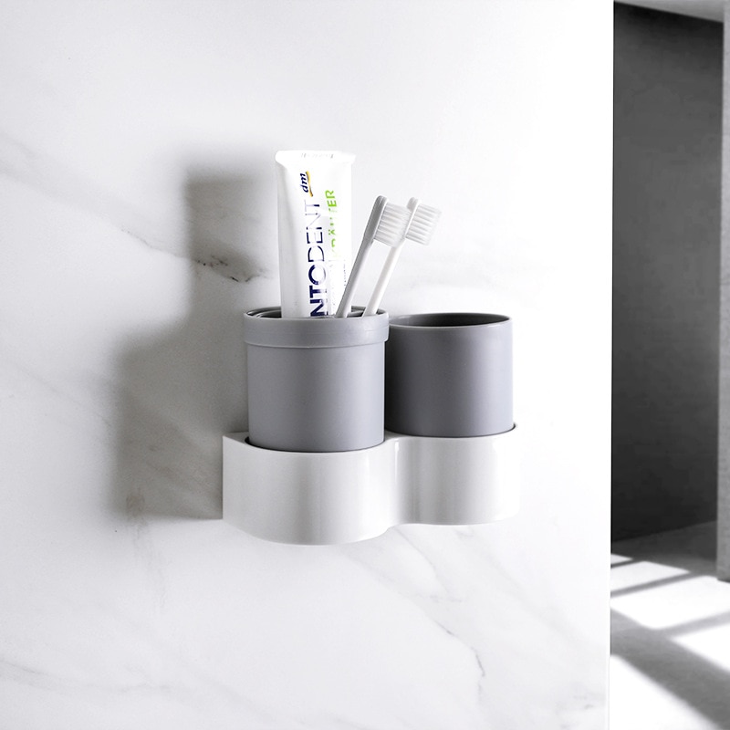 ToothbrushHolder