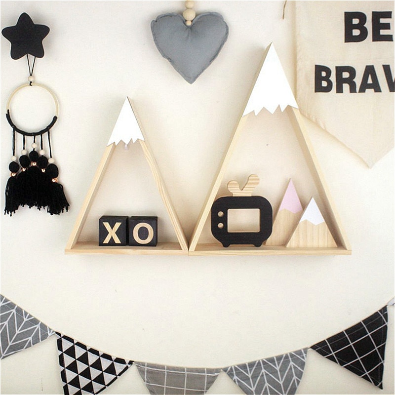 2PcLotNordicStyleHangingWoodenShelfWallMountedCreativeHomeDecorationTriangleRacksChildrenHouseStorageHolder