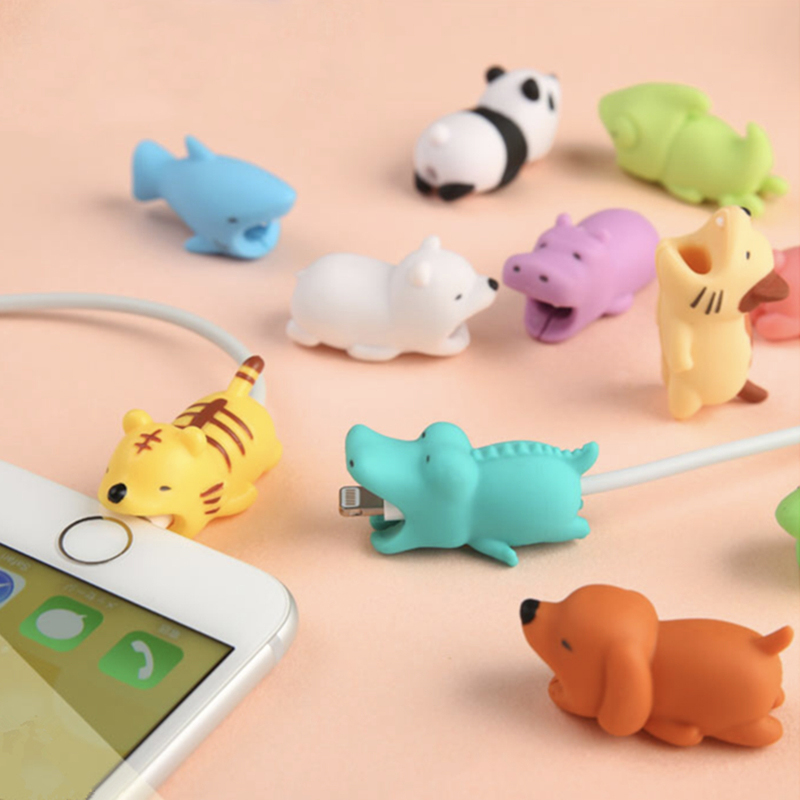 CuteCableprotectorAnimaldollCablebiteprotectorusbcableorganizerwinderchomperschargerwireholderforiphonecable