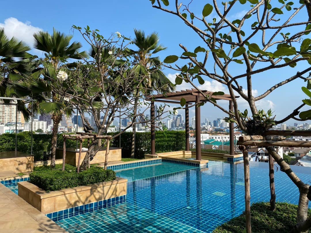 Le Luk Condominium - Image 18