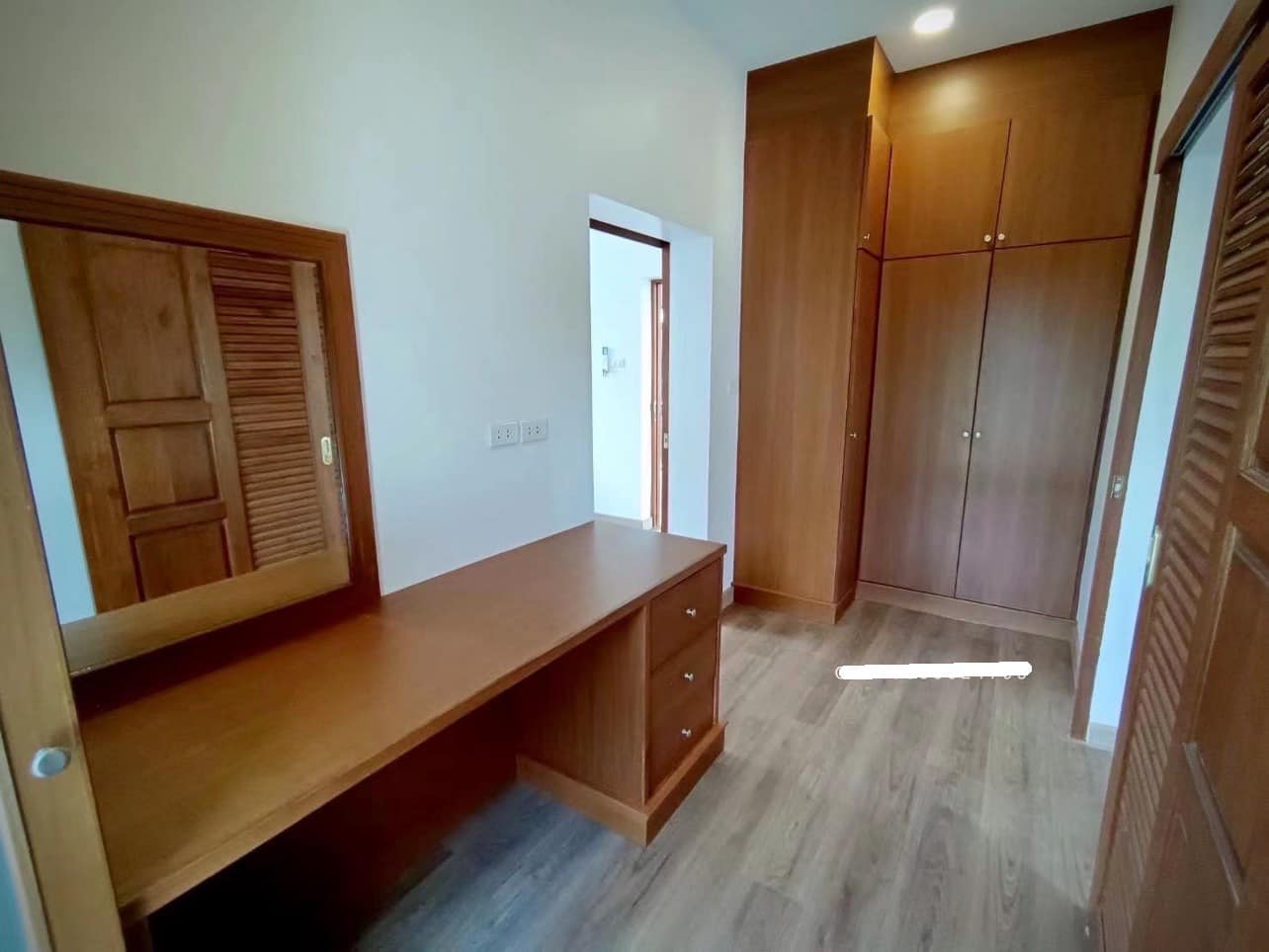 3 卧室 独立房屋 在 - Image 4