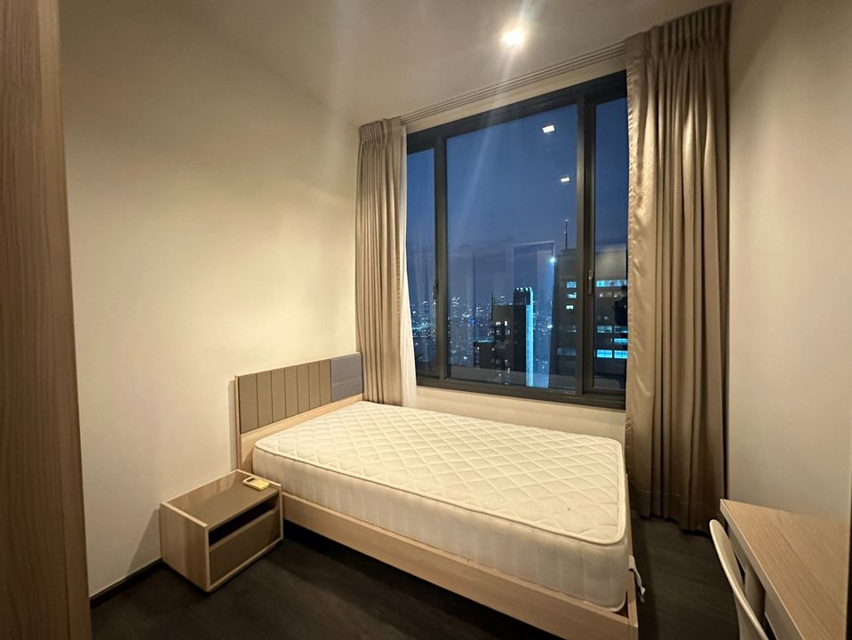 The Edge Sukhumvit 23 - Image 16